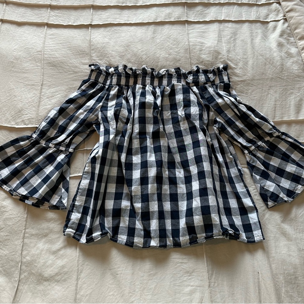 Women’s blouse